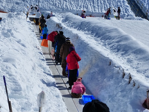 雪遊び　子供　初めて